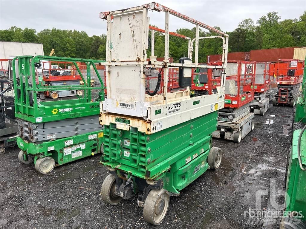 JLG 2632ES Підйомники-ножиці