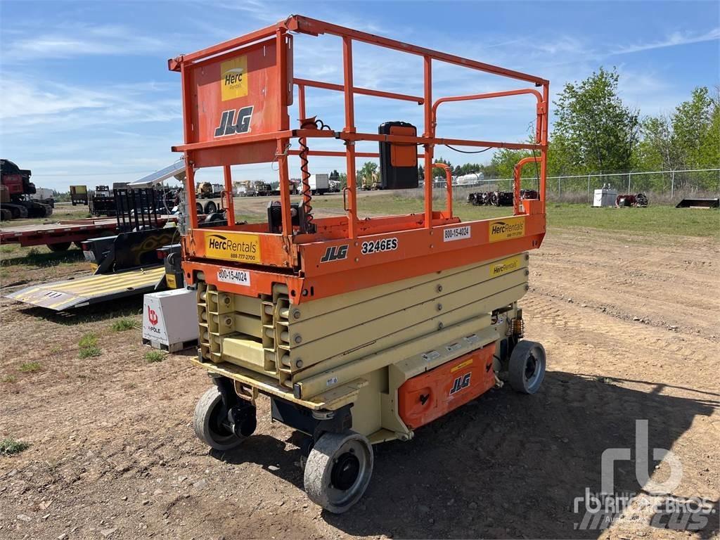JLG 3246ES Підйомники-ножиці