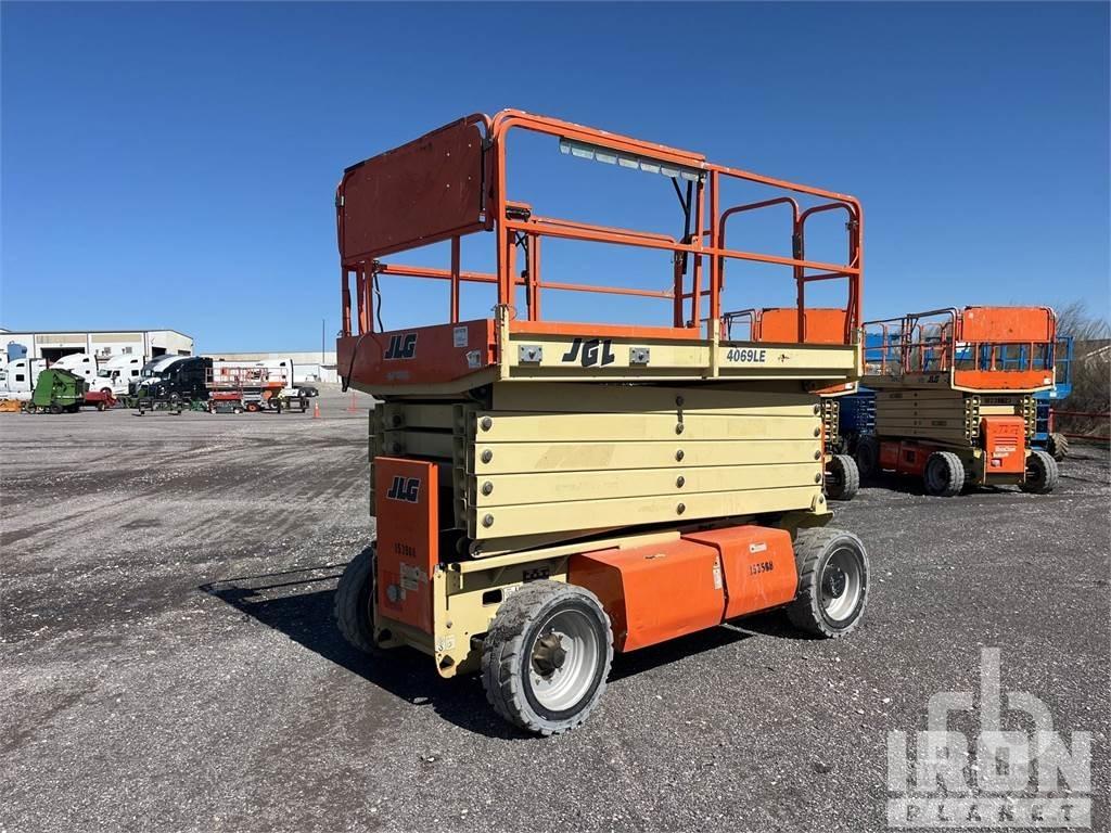 JLG 4069LE Підйомники-ножиці
