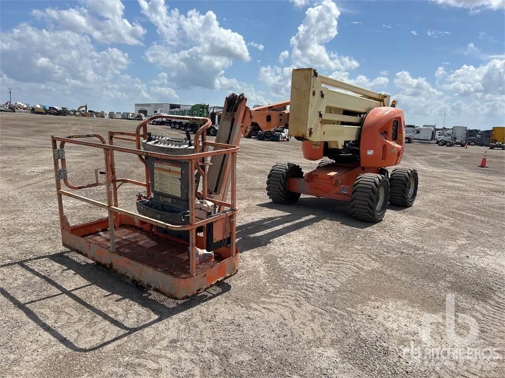 JLG 450AJ Колінчаті підйомники