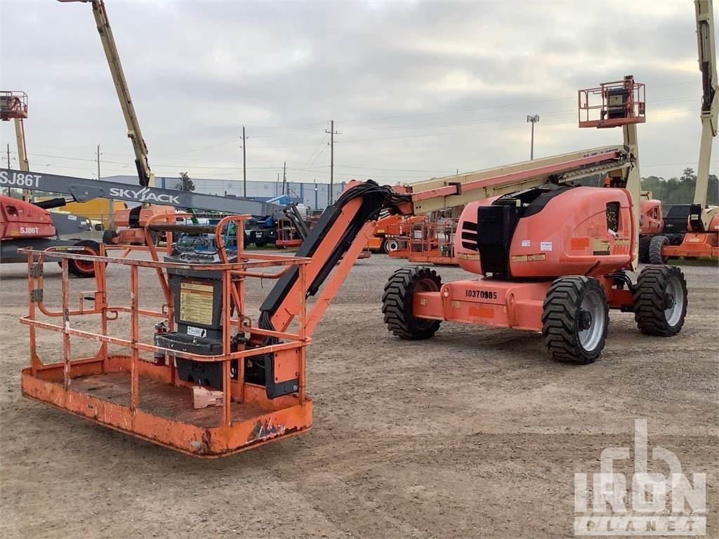 JLG 600AJ Колінчаті підйомники