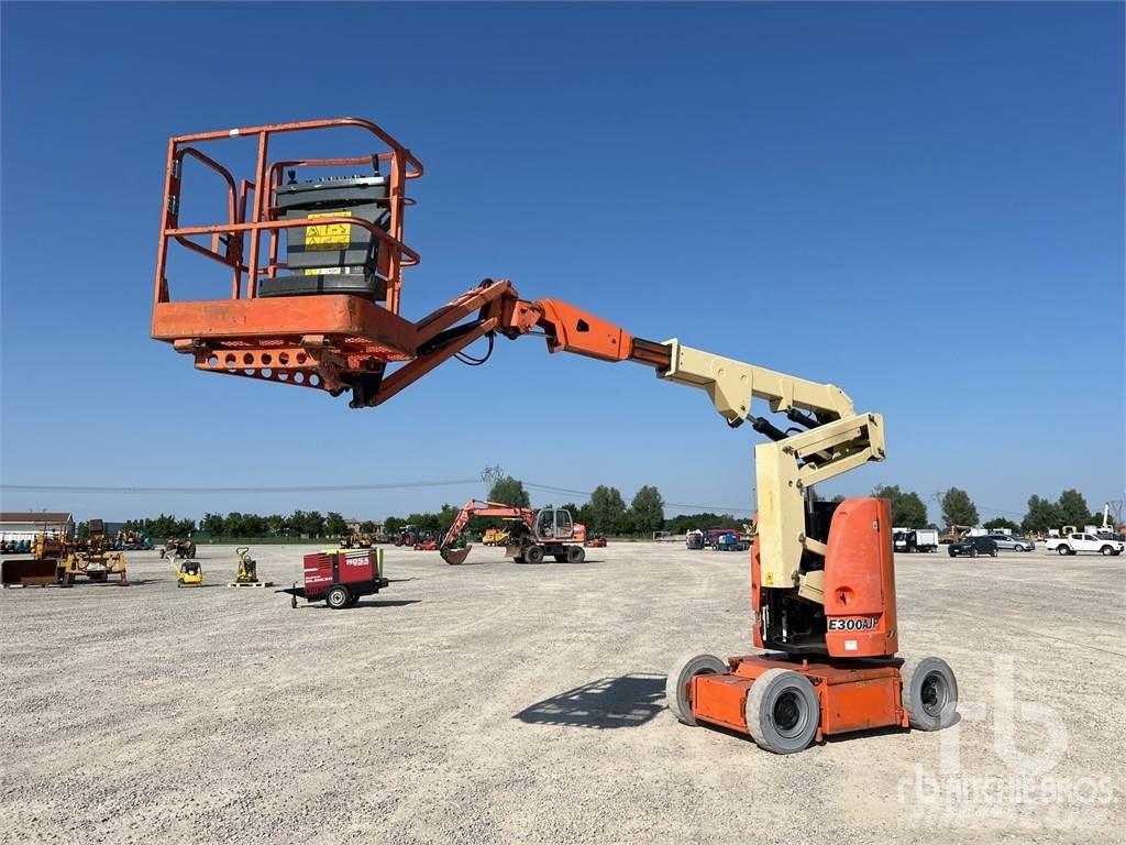 JLG E300 AJP Колінчаті підйомники