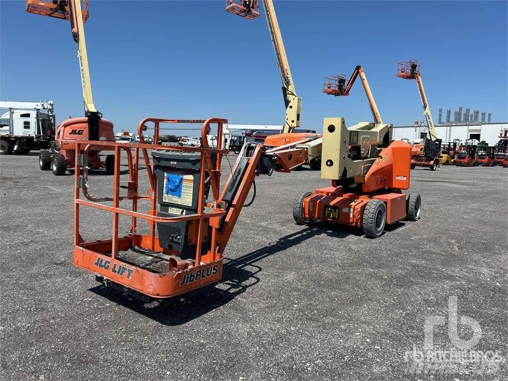 JLG E400AJPN Колінчаті підйомники