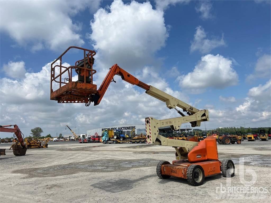 JLG E450AJ Колінчаті підйомники