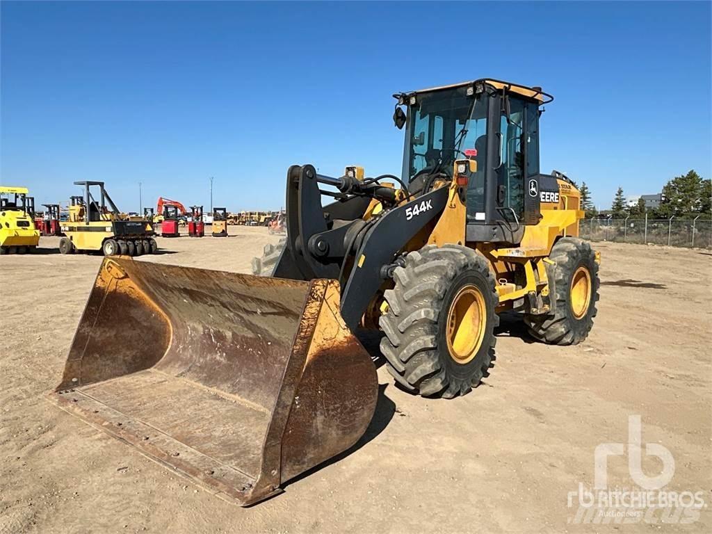 John Deere 544K Фронтальні навантажувачі