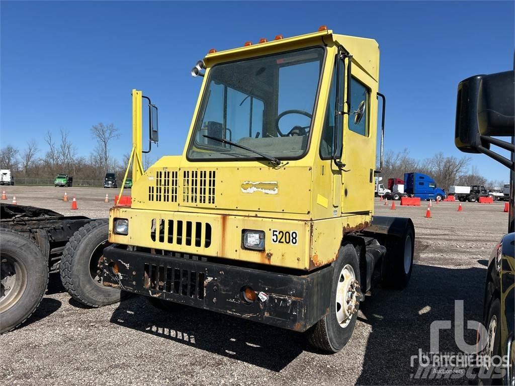 Kalmar CYT30 Тягачі