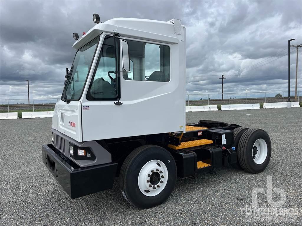 Kalmar T2 Тягачі