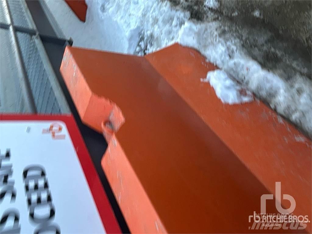 Kalmar T2 Тягачі