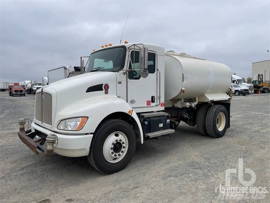 Kenworth T270 Поливальні машини