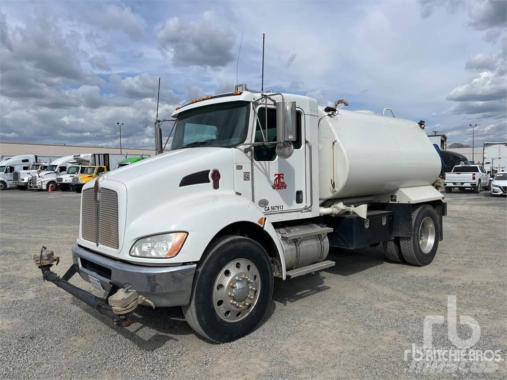 Kenworth T270 Поливальні машини