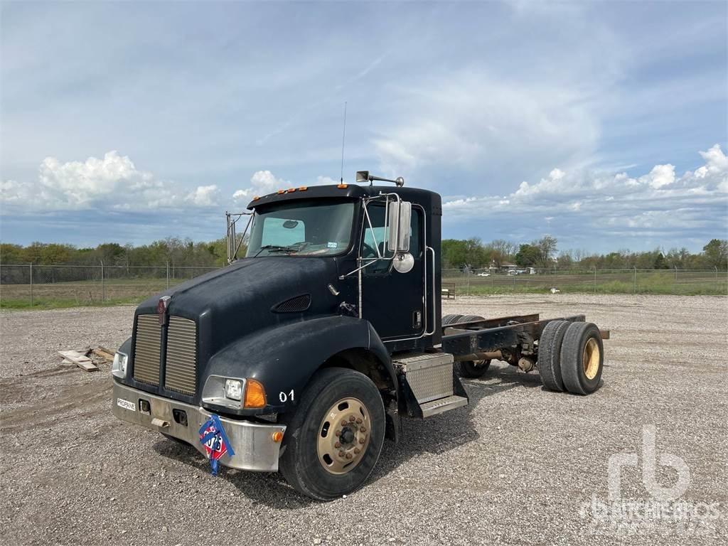Kenworth T300 Шасі з кабіною