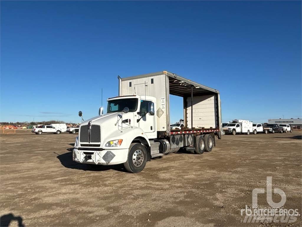 Kenworth T400 Тентовані вантажівки