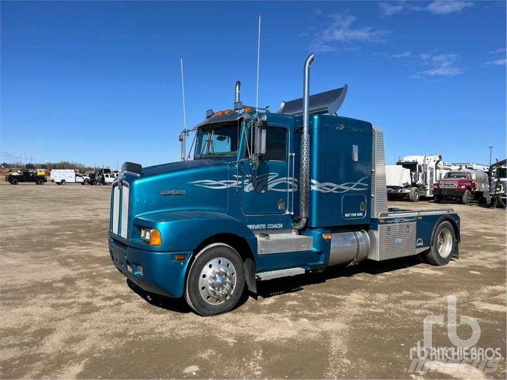 Kenworth T400A Тягачі