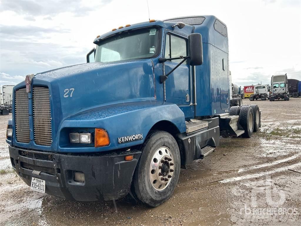 Kenworth T600 Тягачі