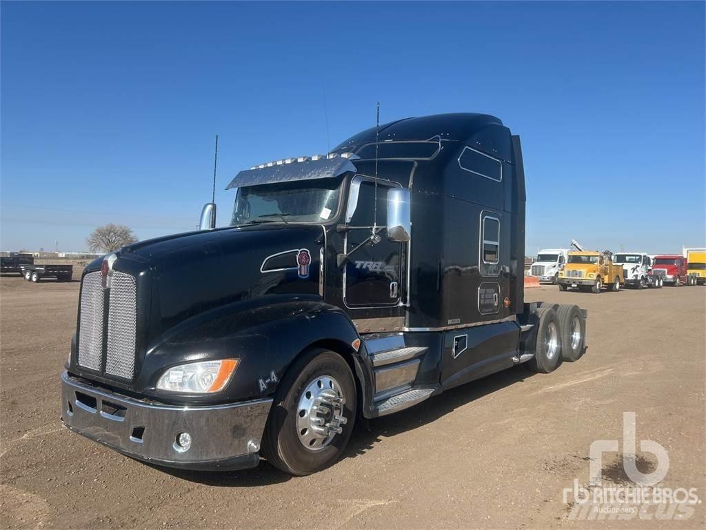 Kenworth T660 Тягачі