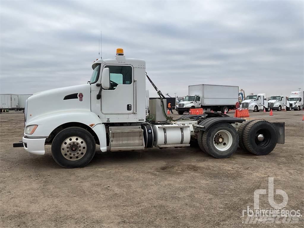 Kenworth T660 Тягачі