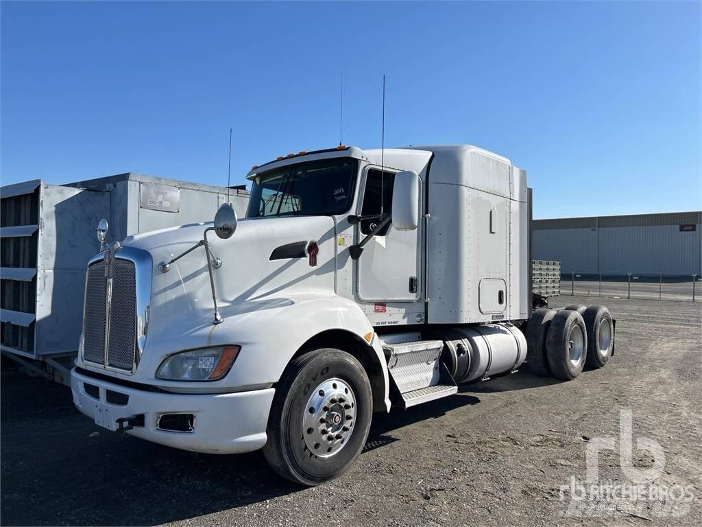 Kenworth T660 Тягачі