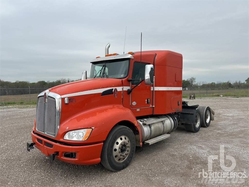 Kenworth T660 Тягачі