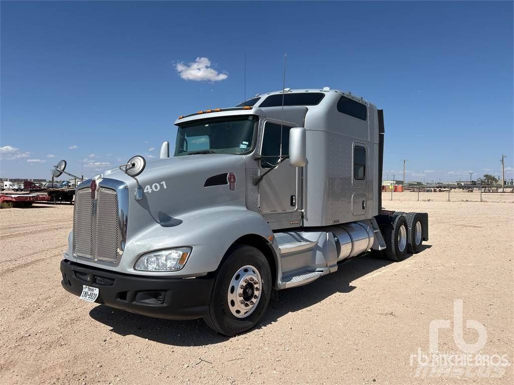 Kenworth T660 Тягачі