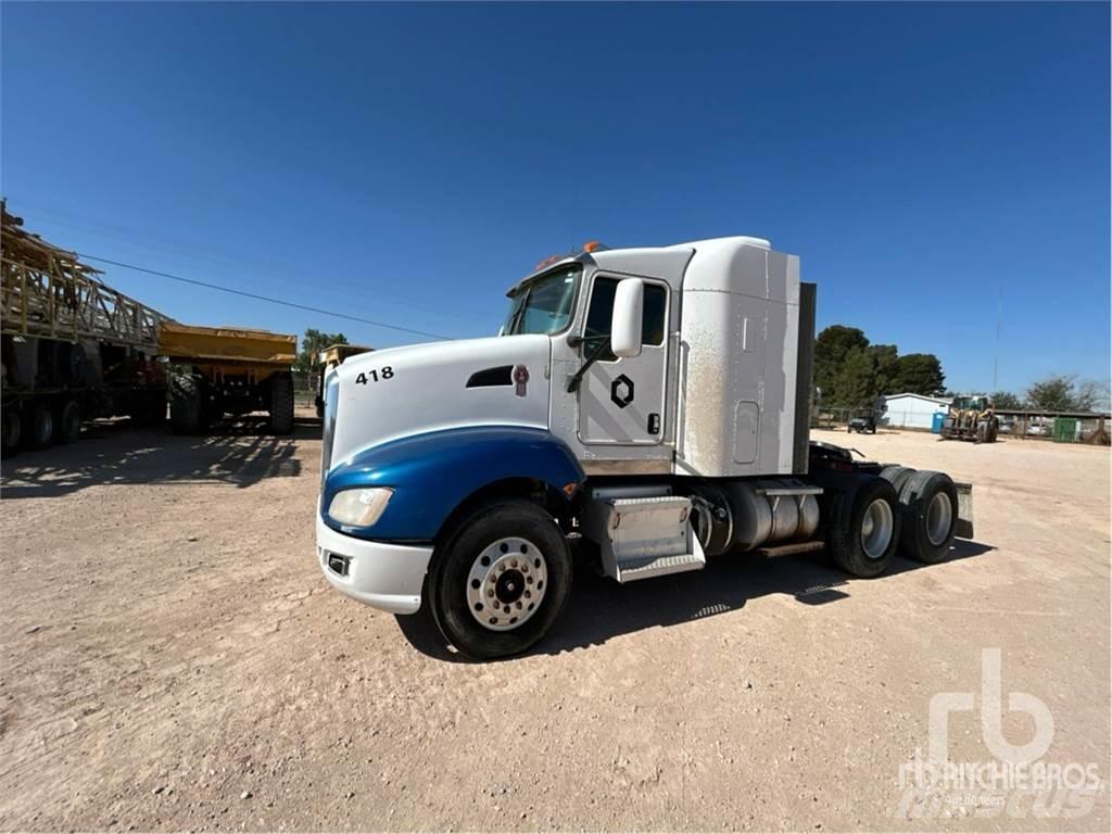 Kenworth T660 Тягачі