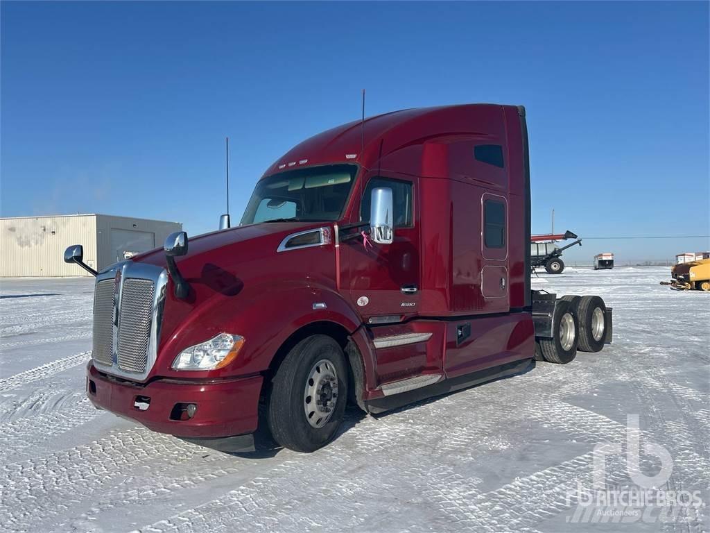 Kenworth T680 Тягачі