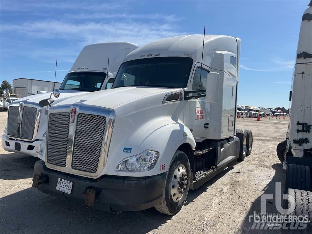 Kenworth T680 Тягачі