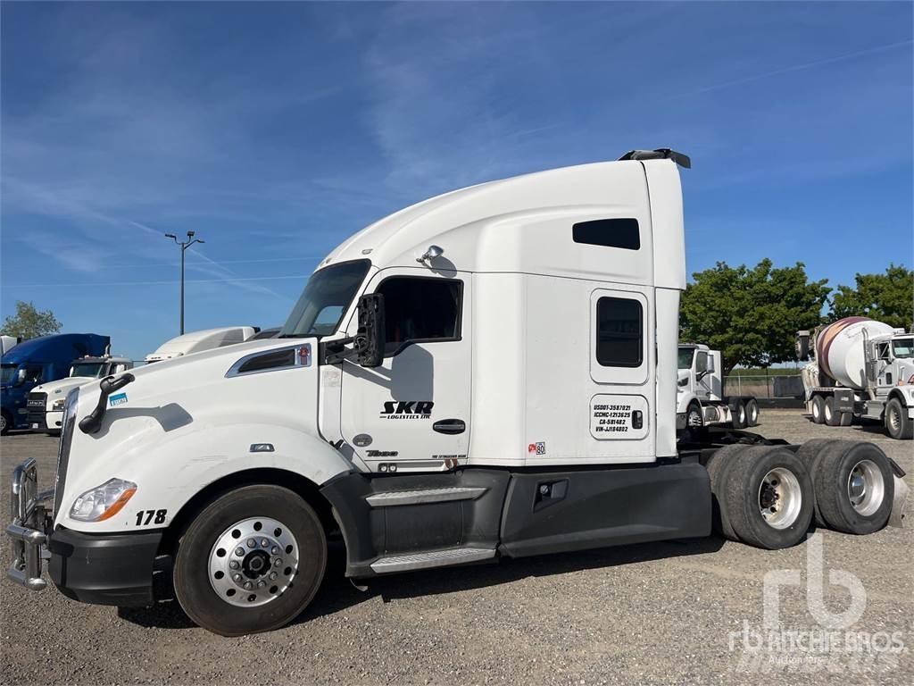 Kenworth T680 Тягачі