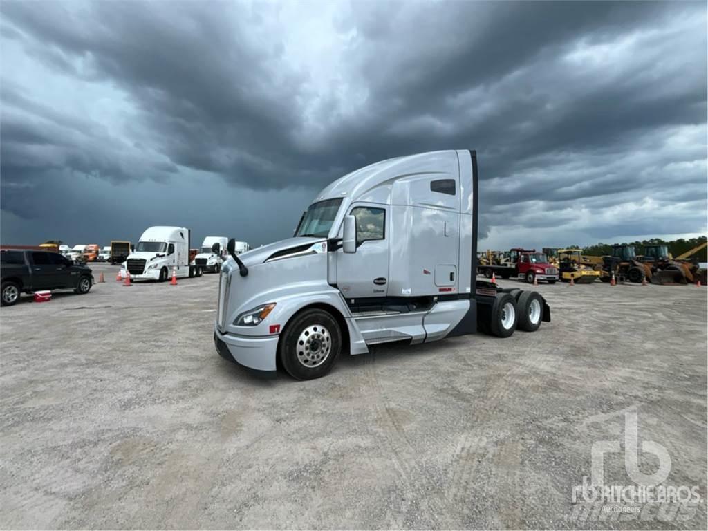 Kenworth T680 Тягачі