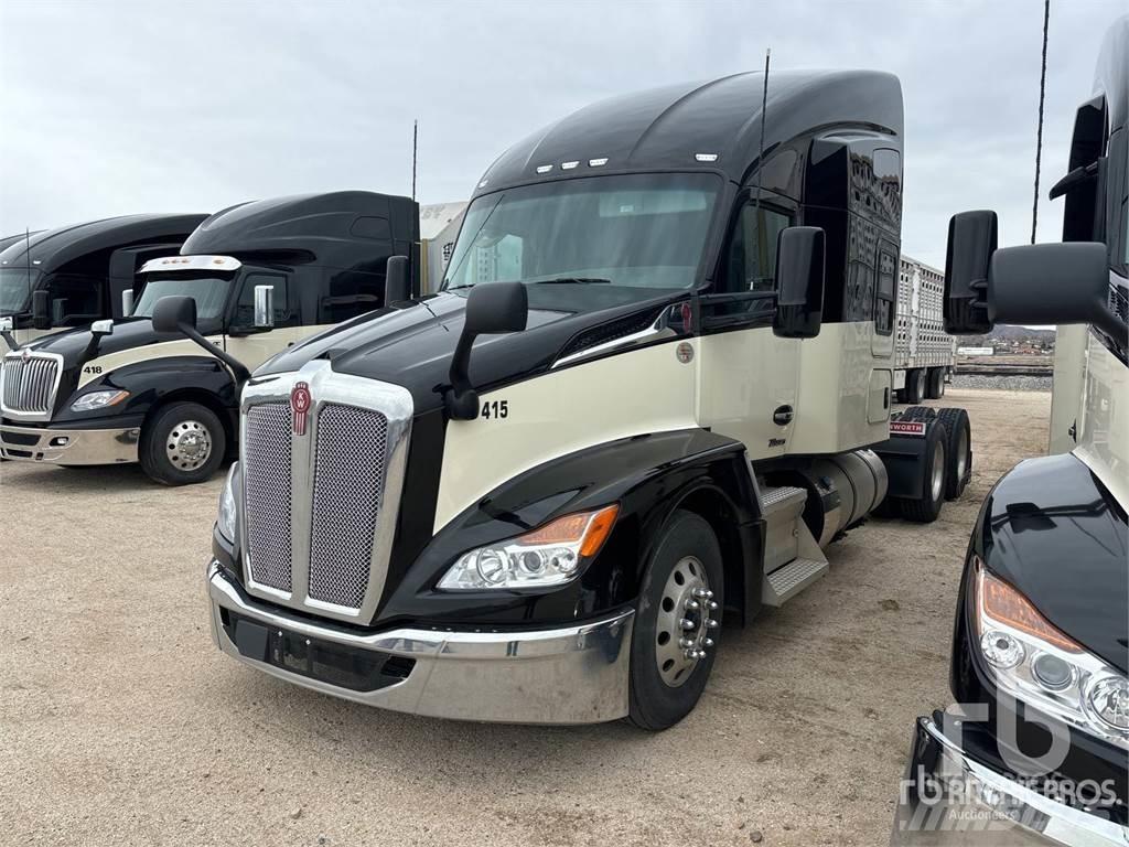 Kenworth T680 Тягачі