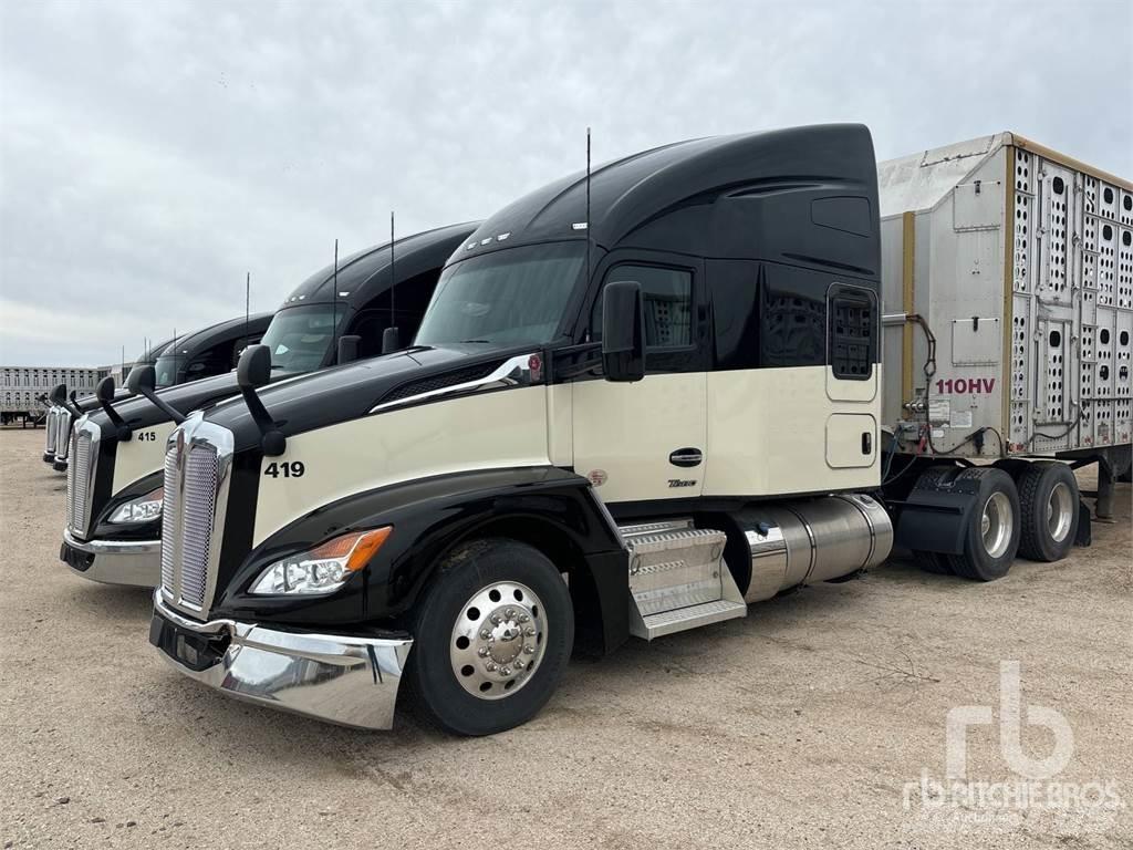 Kenworth T680 Тягачі