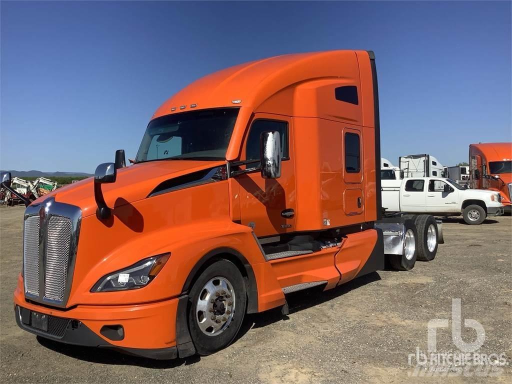 Kenworth T680 Тягачі