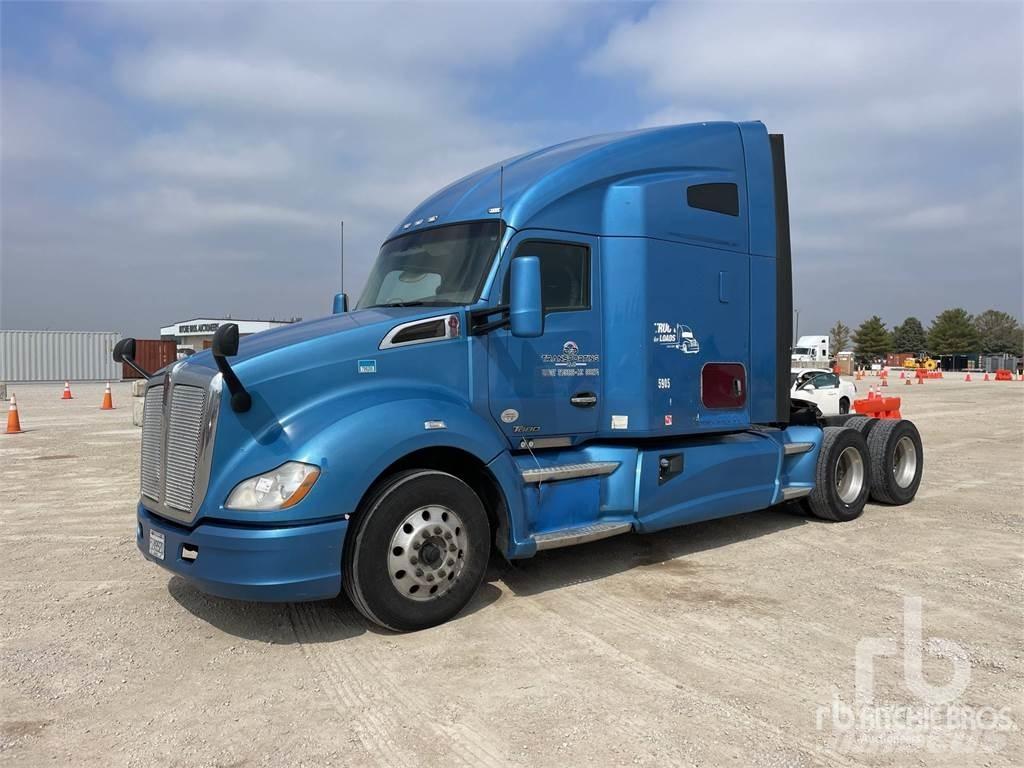 Kenworth T680 Тягачі