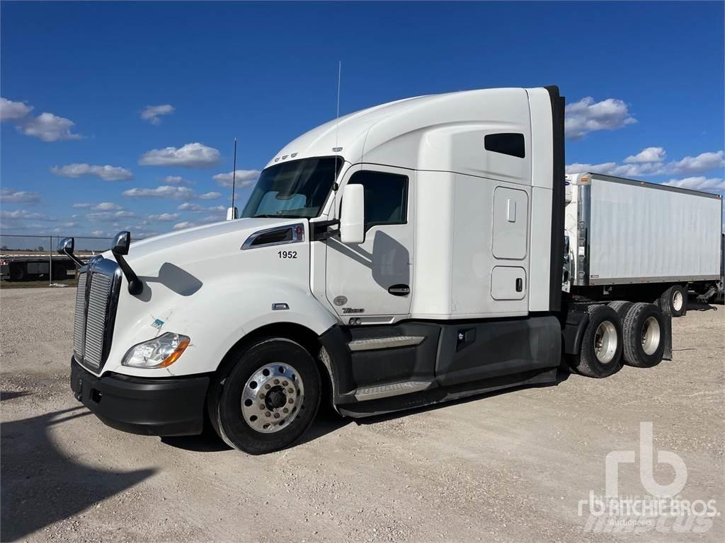 Kenworth T680 Тягачі