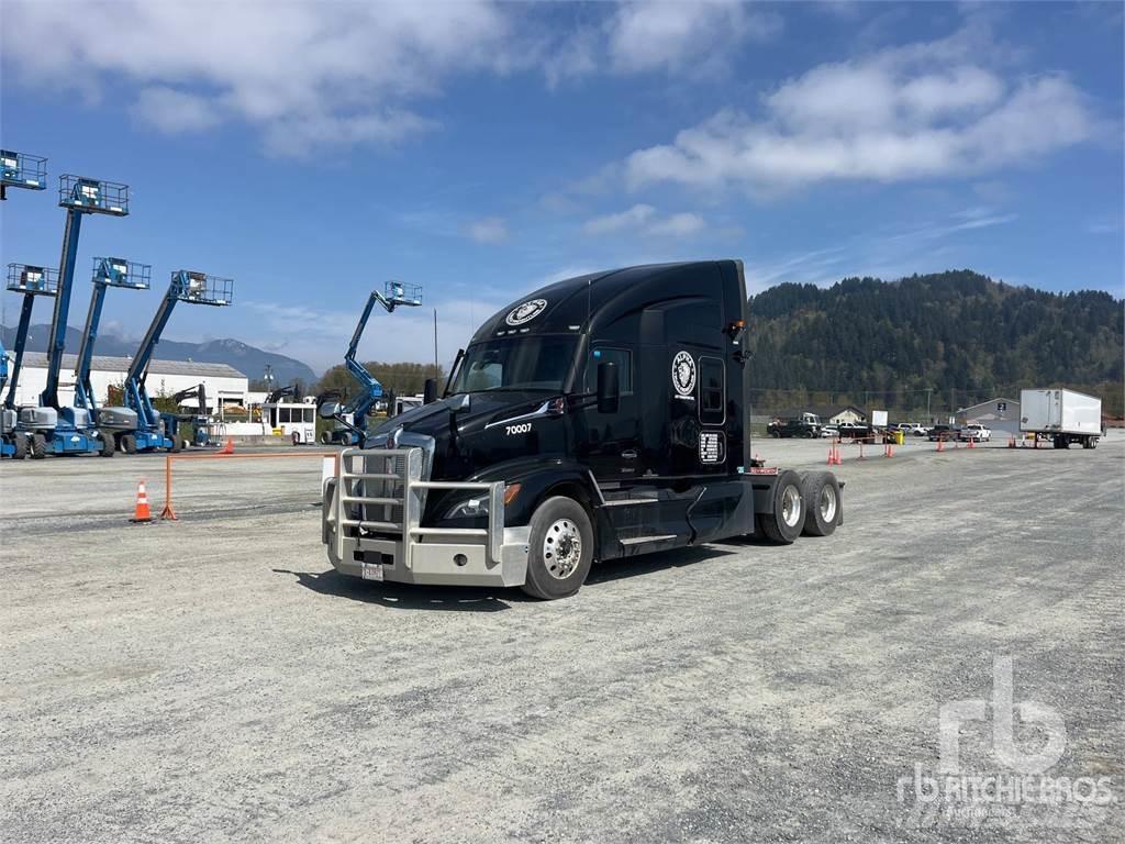 Kenworth T680 Тягачі