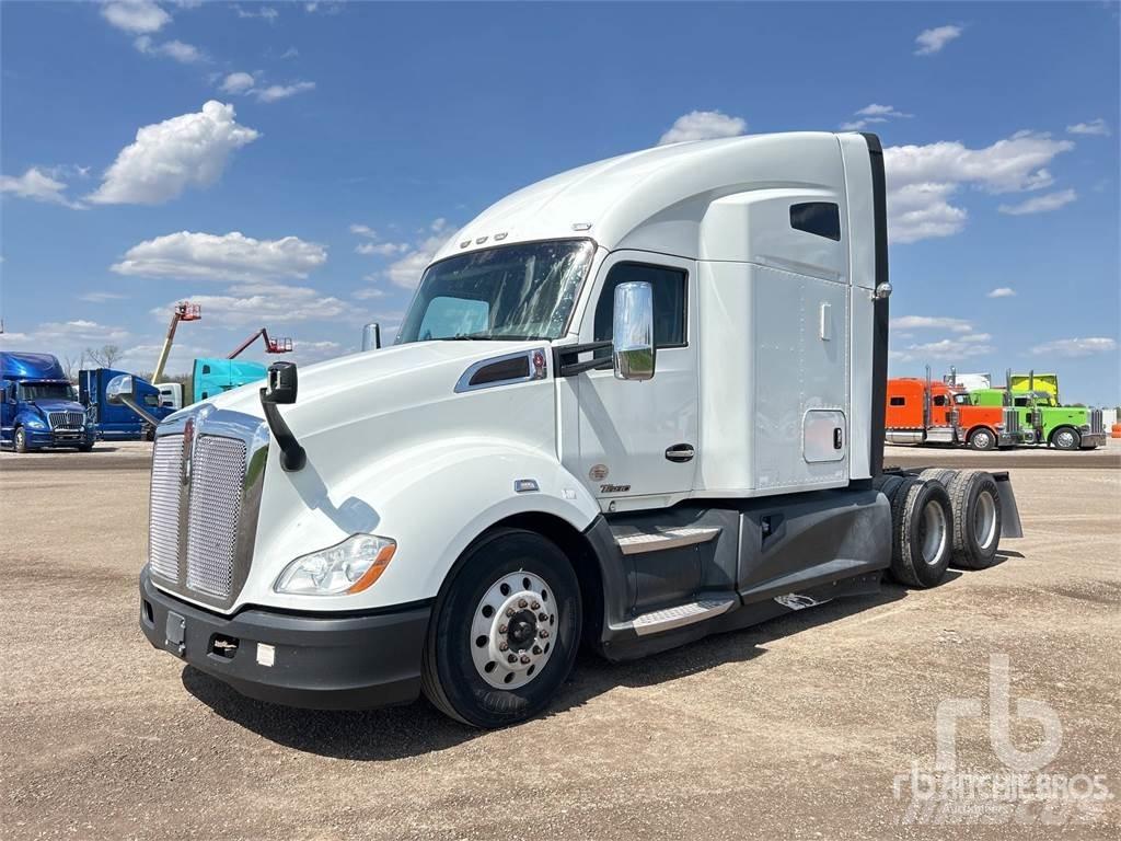 Kenworth T680 Тягачі