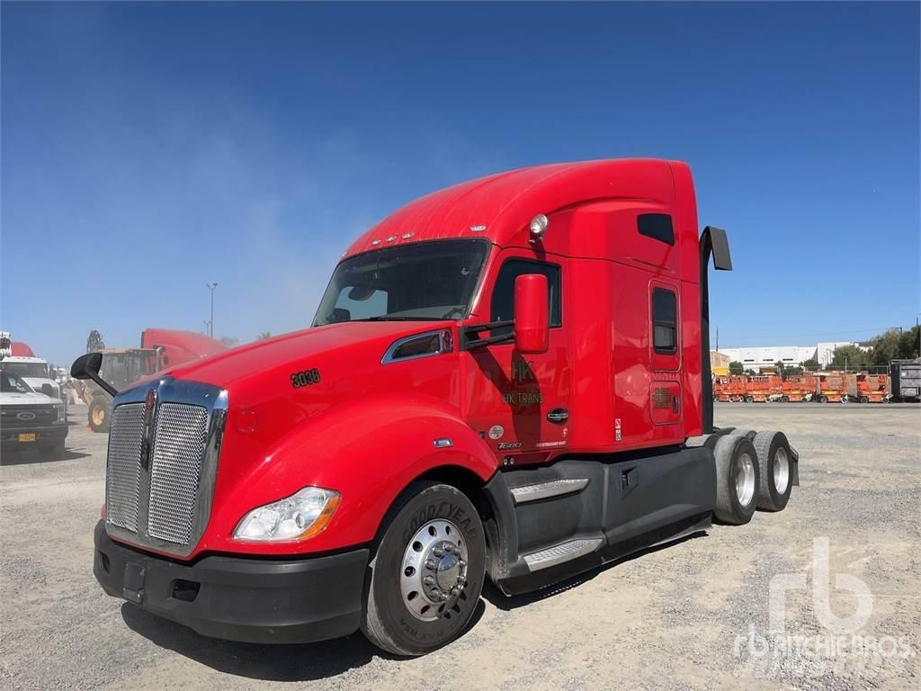 Kenworth T680 Тягачі
