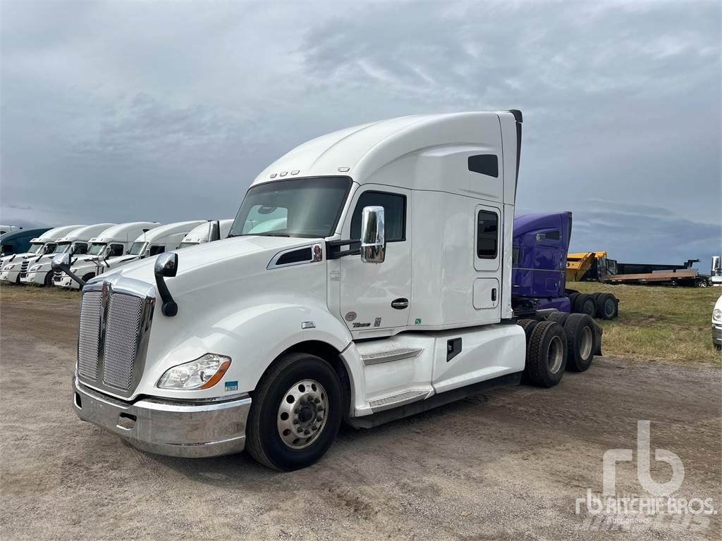 Kenworth T680 Тягачі
