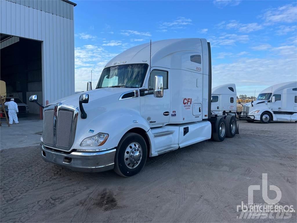 Kenworth T680 Тягачі