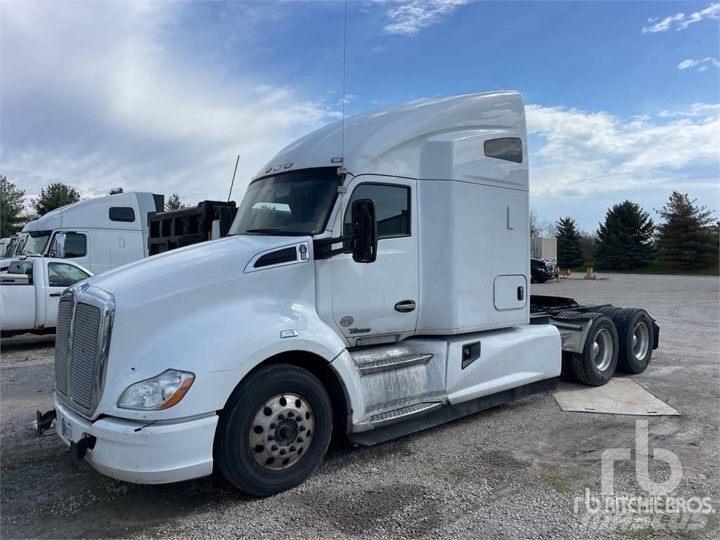 Kenworth T680 Тягачі
