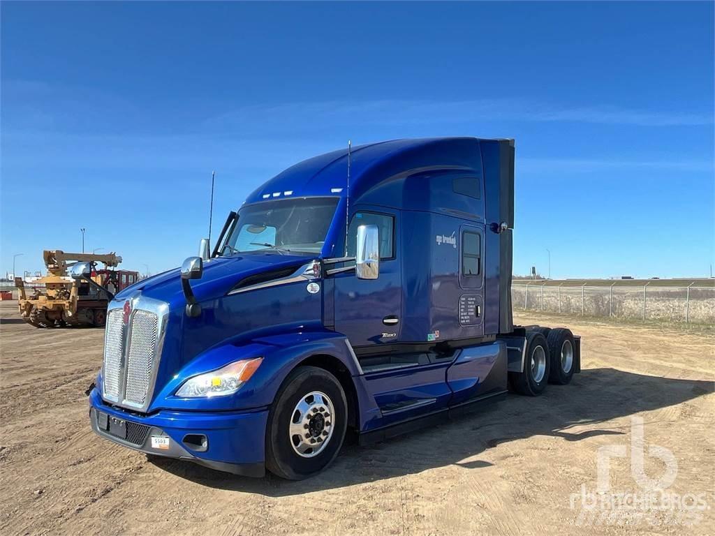 Kenworth T680 Тягачі