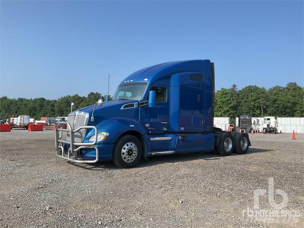 Kenworth T680 Тягачі