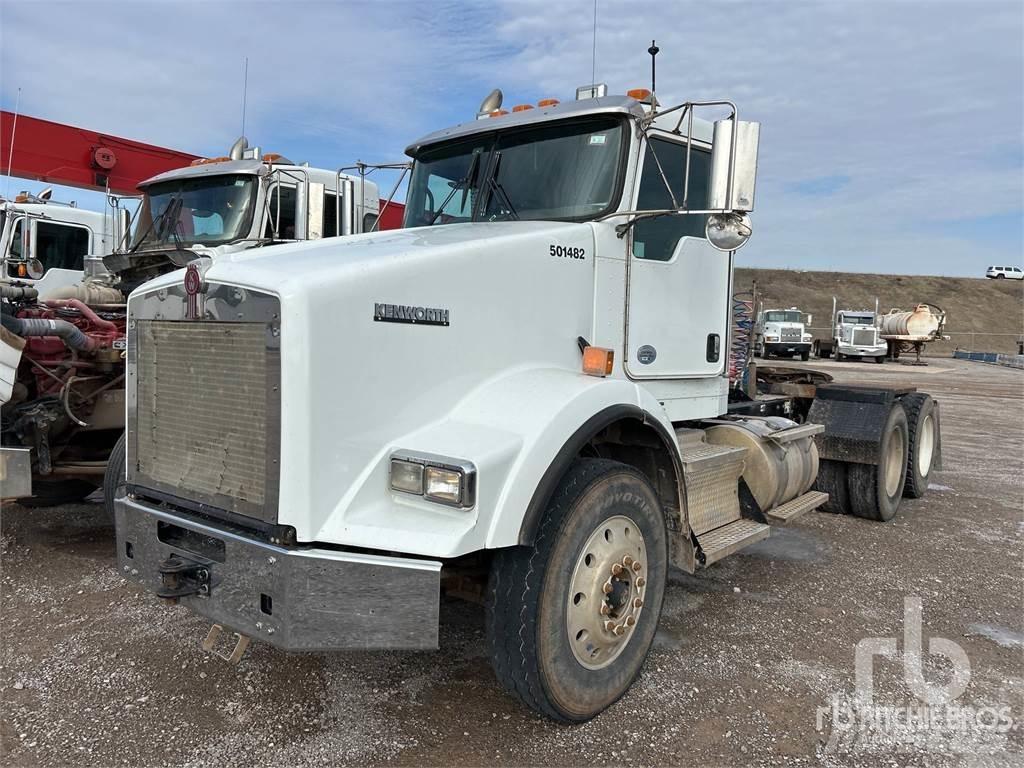 Kenworth T800 Тягачі