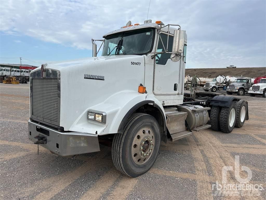 Kenworth T800 Тягачі