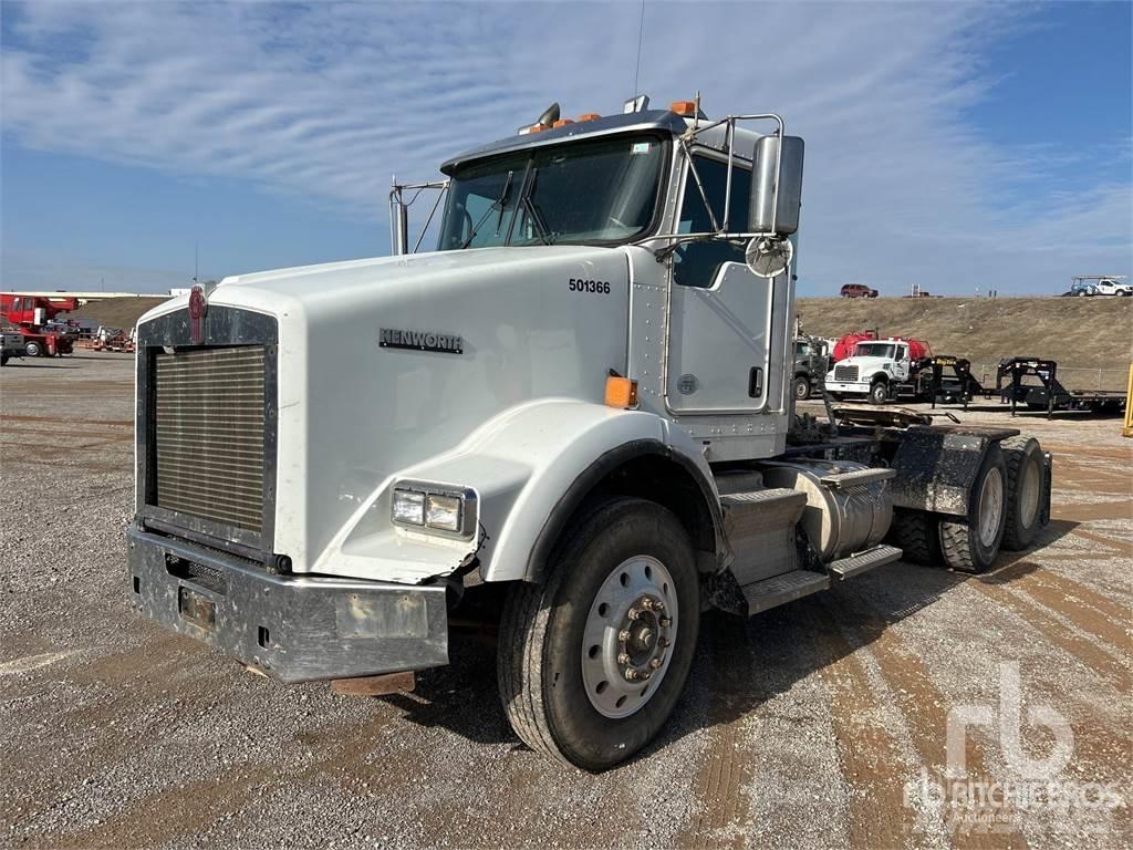 Kenworth T800 Тягачі
