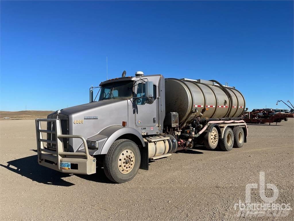 Kenworth T800 Комбі/Вакуумні вантажівки