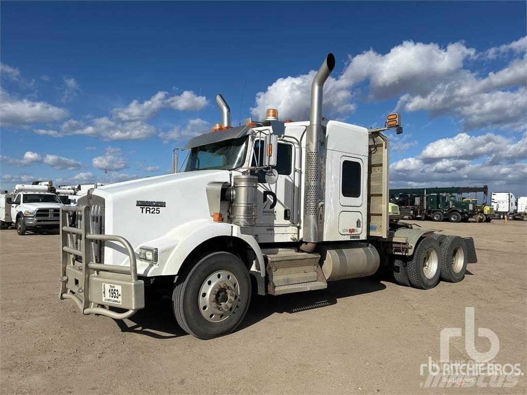 Kenworth T800 Тягачі