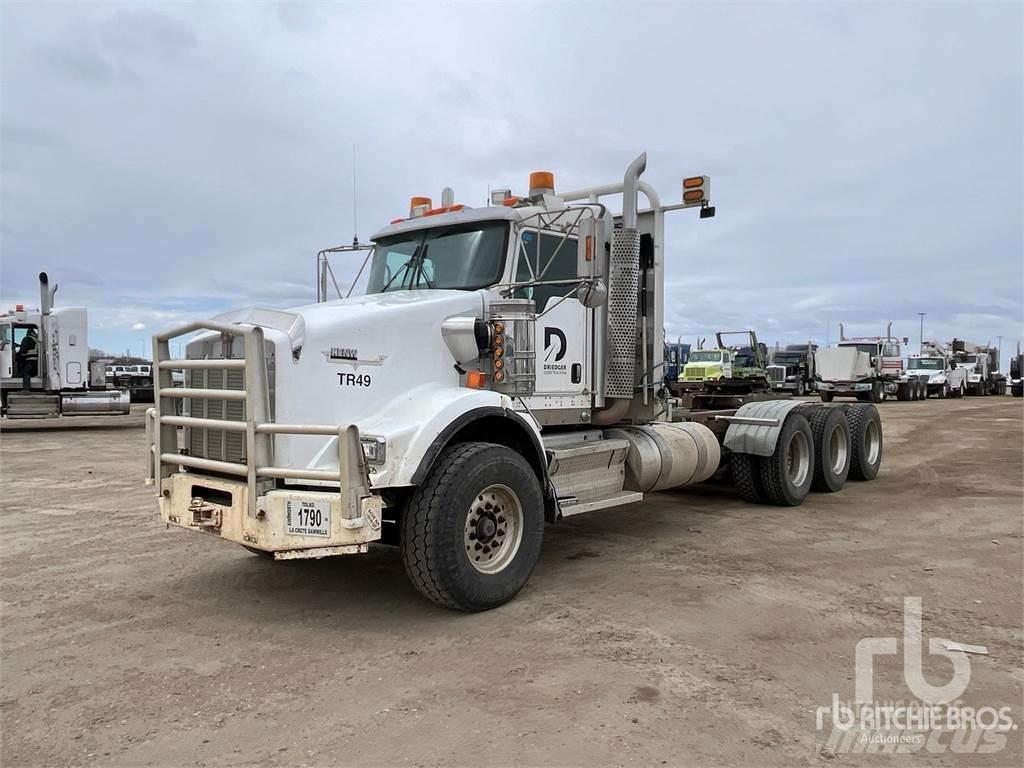 Kenworth T800 Тягачі
