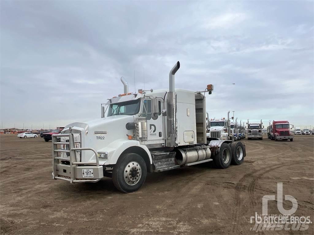 Kenworth T800 Тягачі