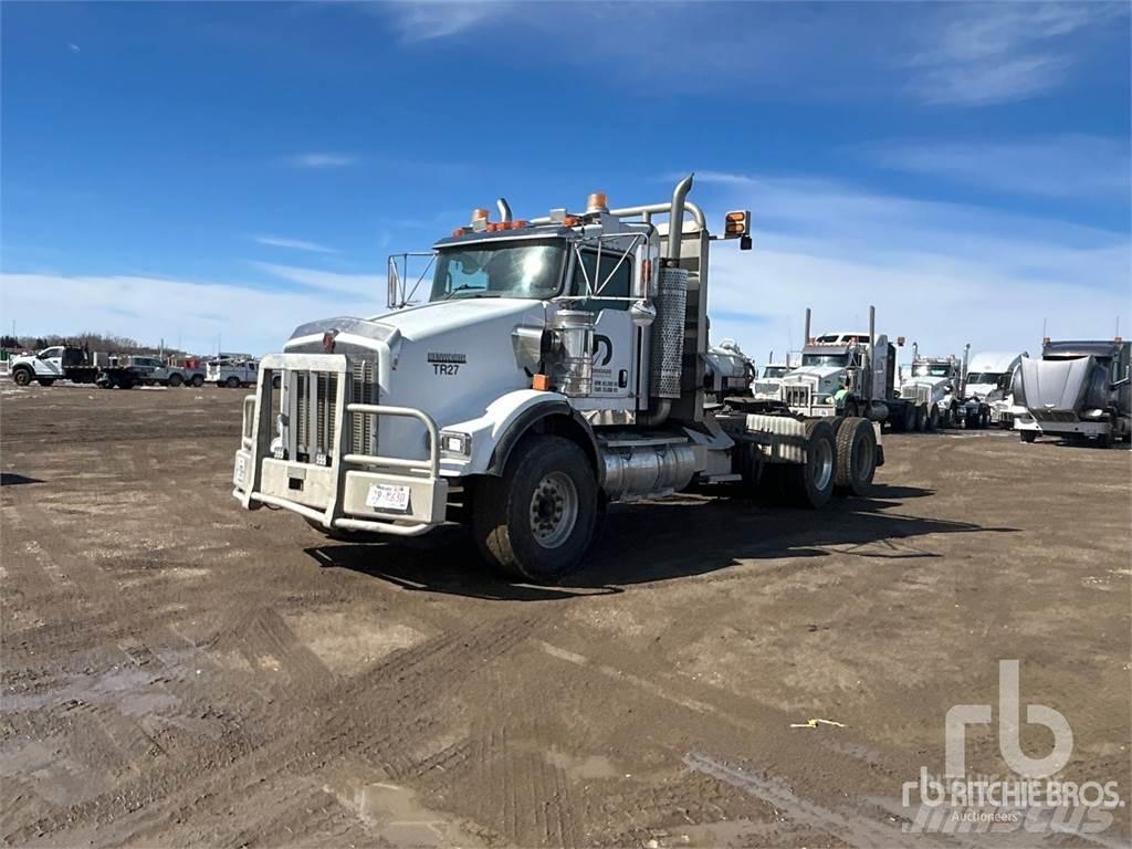 Kenworth T800 Тягачі
