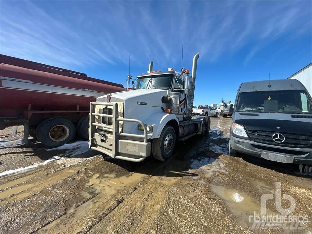 Kenworth T800 Тягачі